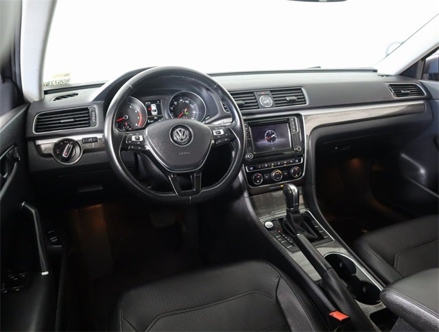 Used 2017 Volkswagen Passat SE with VIN 1VWGT7A38HC067783 for sale in Yukon, OK